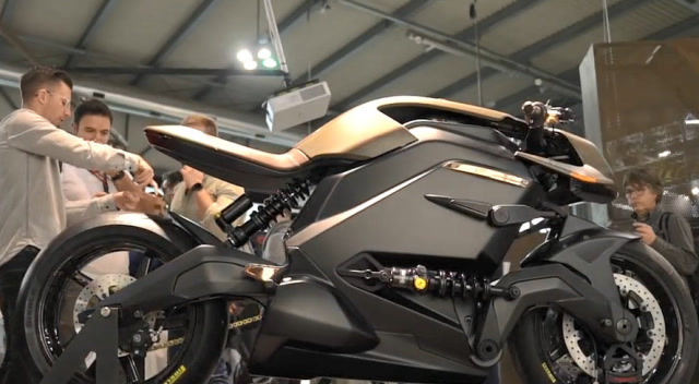 顶尖电动重机群募3600万,没上市就宣布破产,真的太烧钱!