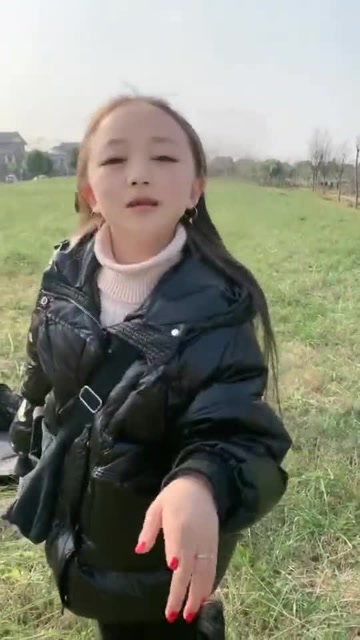 袖珍小两口刚看完《叶问4》,杨萍这招"猴子偷桃"过分了啊!