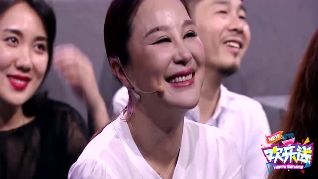 小品贾冰作报告说起从前骑车带李丽丽另有用心有点意思