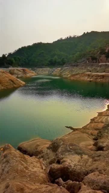 这是埔田最上方的双坑水库,两个月前的视频,水位还在一直下降