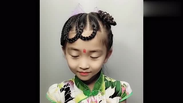 儿童编发可爱额头辫发型适合59岁的宝宝扎你学会了吗