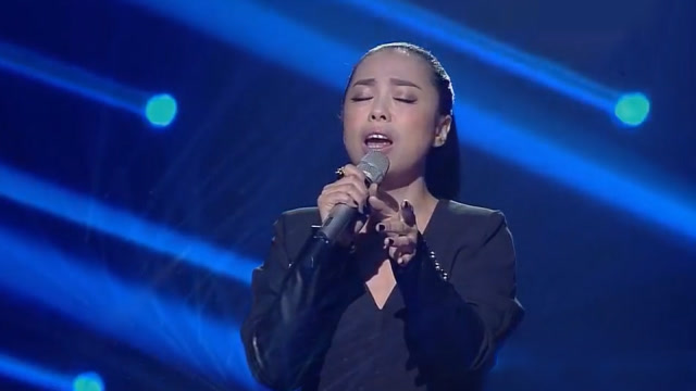 等待演唱黄绮珊