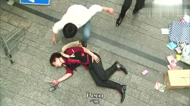 假面骑士铠武:汰追上光实,两人展开战斗,小舞被带走!