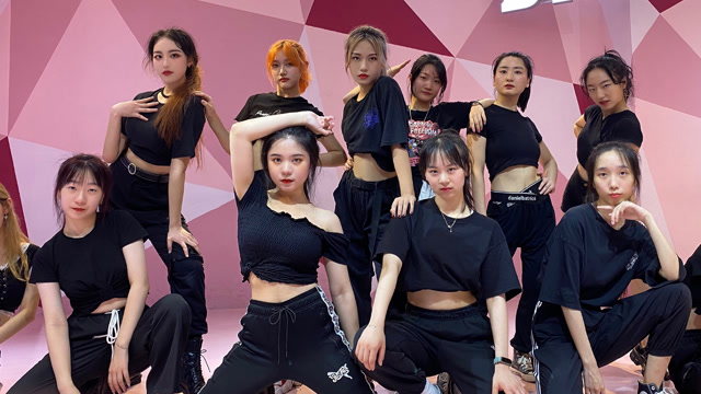 跳跳糖女团齐舞 - how you like that