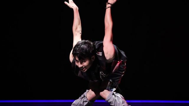 舞蹈风暴 折骨舞