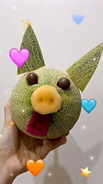 因为老婆喜欢吃哈密瓜,所以我偷偷学会了做"哈蜜猪",老婆看到都感动哭