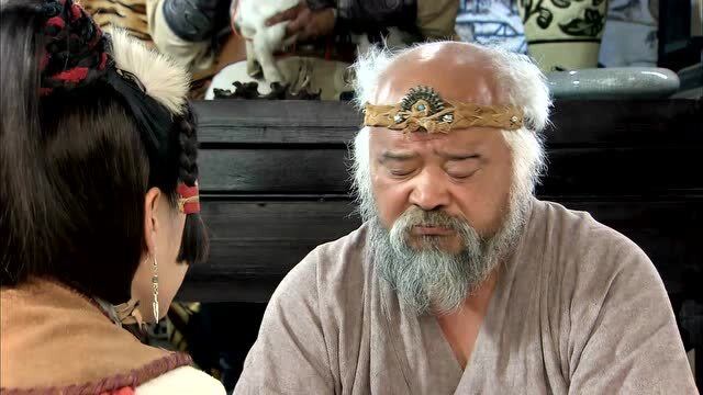 穆桂英挂帅:穆桂英哭着告诉穆羽,她不想嫁人