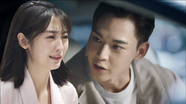 我的小确幸:丛容闭眼等待温少卿献吻,不料温少卿突然收手,丛容黯然神