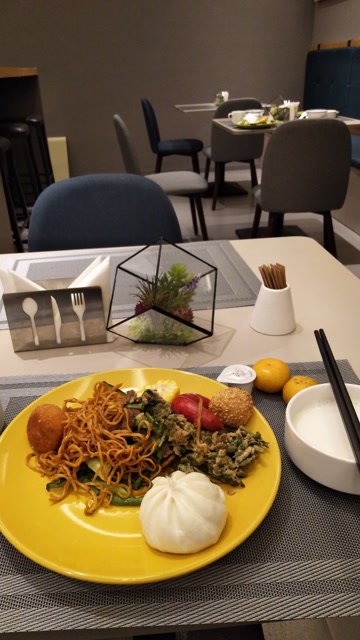 如家商旅酒店的早餐很丰盛啊