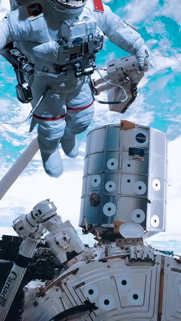 只有宇航员才知道的秘密,失重状态多可怕,无力挣扎