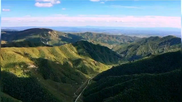 金秋九月,呼和浩特大青山的秋色宜人!