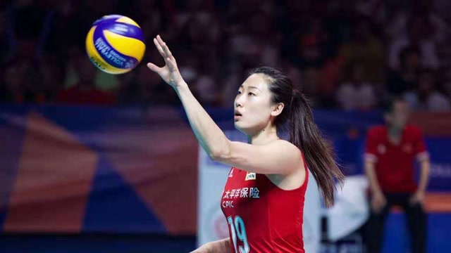 当之无愧的"大腿"!第一主攻刘晏含霸气扣球集锦