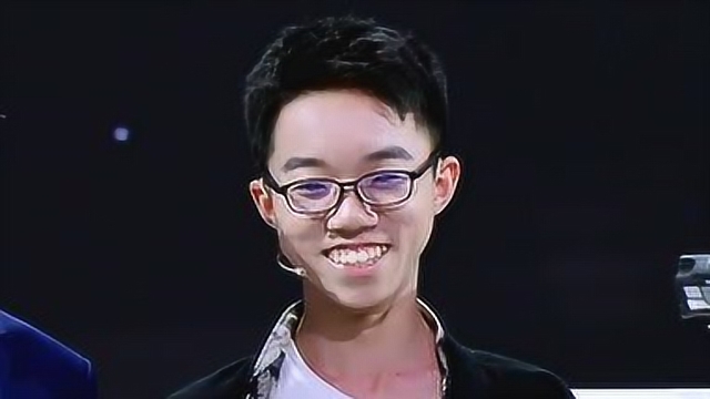 黄明睿战队x因素队员一出场全场惊呼,陶晶莹:为什么会是他?