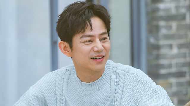 花絮:何炅表情到位分享小时候最爱食物