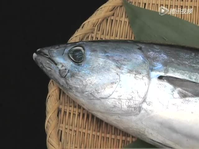 【烟仔刺身视频】鲣鱼,烟仔 sashimi