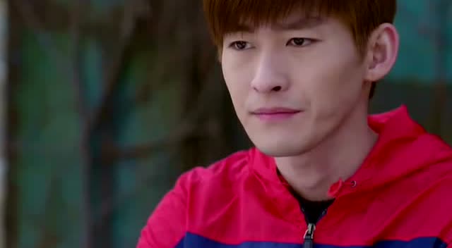 大老板封腾倔强不肯承认自己喜欢杉杉 心里早已种下爱情