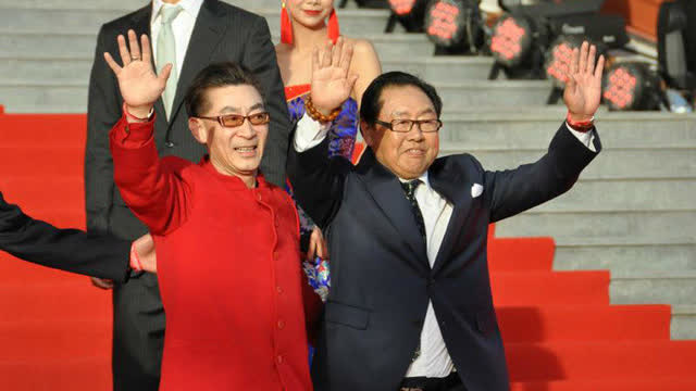 六小龄童与马德华再聚首拍电影,网友:可惜沙师弟已不在了!