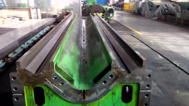 上重机床修磨德国waldrich瓦德里西10米龙门导轨磨