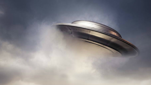 令人难以置信的15个实拍到的ufo影像