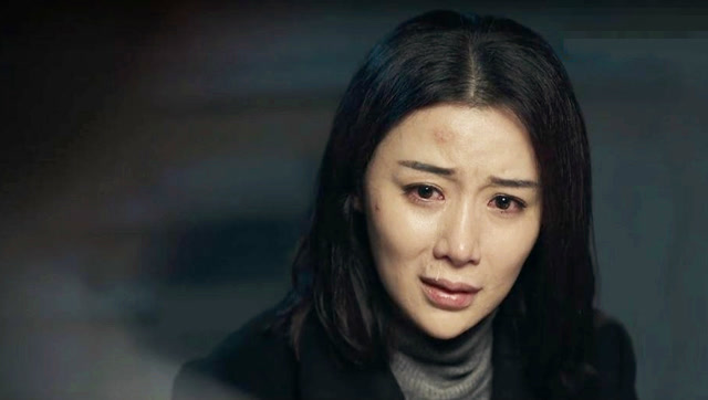 《莫斯科行动》姚芊羽终于被捉拿归案,夏雨还把她的丈夫带来了