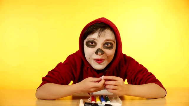 寻梦环游记cosplay!超可爱脸绘 秒变男主角!