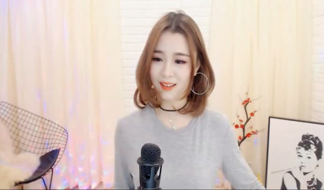 晴丽女主播音豪子牙舞蹈宣美heroine