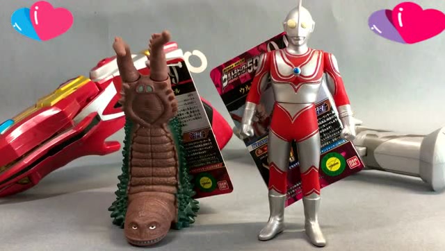 杰克奥特曼与怪兽双尾怪的决战 内附奇趣好玩的奥特蛋怪兽蛋