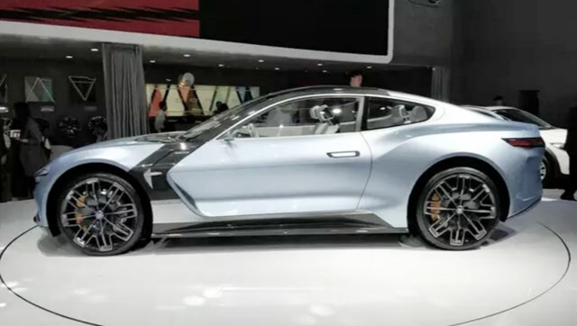 国产又造出跑车!一双"蝴蝶门",能坐4个人,比吉利长城胆子还大!