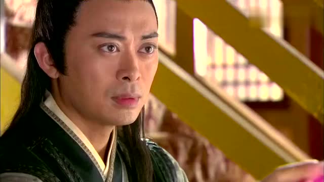 铁珊瑚偷袭练霓裳,被岳鸣珂识破,救了练霓裳!