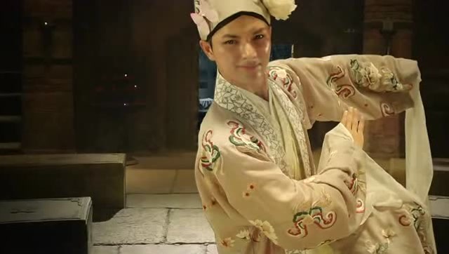 西游降魔:猪刚鬣穿成这样出场,我怎么老是感觉他要唱一段?