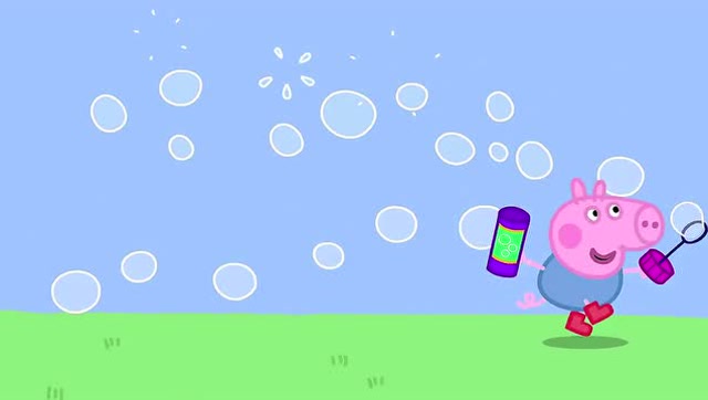 小猪佩奇-乔治在花园里吹泡泡