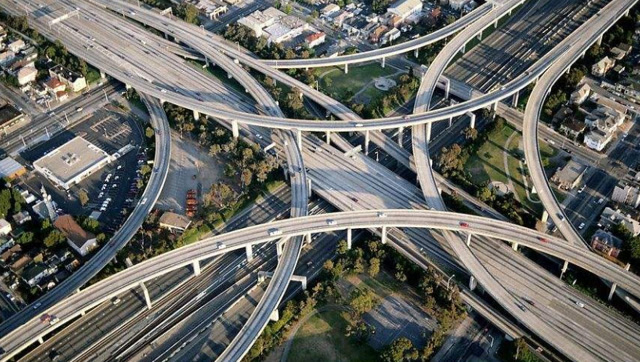 世界上最复杂的立交桥:纵横交错,一不小心就去到了另一个城市!