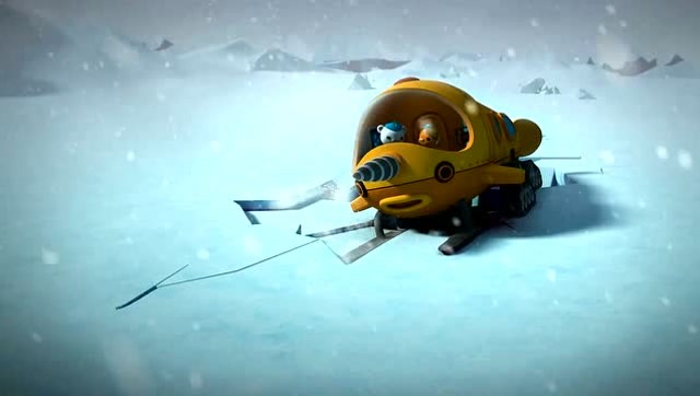 海底小纵队;糟糕,独角鲸艇遭遇了冰层断裂