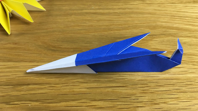 客机折纸教程,一款非常飞得又高又远的纸飞机折纸