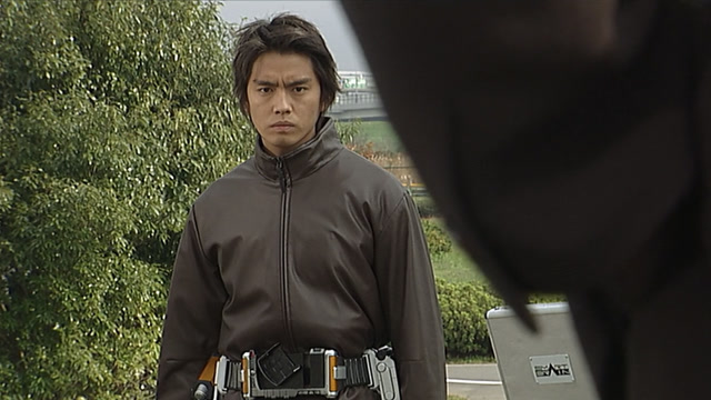 假面骑士555:草加你真的皮!可怜的社长本来还能活多一会!