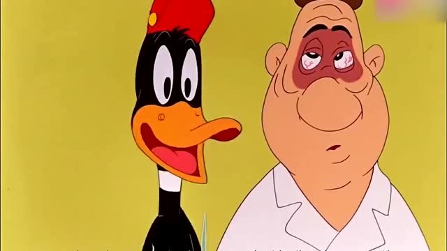 兔八哥:这鸭子太逗了,老是打扰到客人睡觉,可怜的经理又被打了