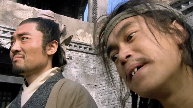 白胜输掉了吃饭的家伙想赖账,结果与老板比试谁的靠山厉害