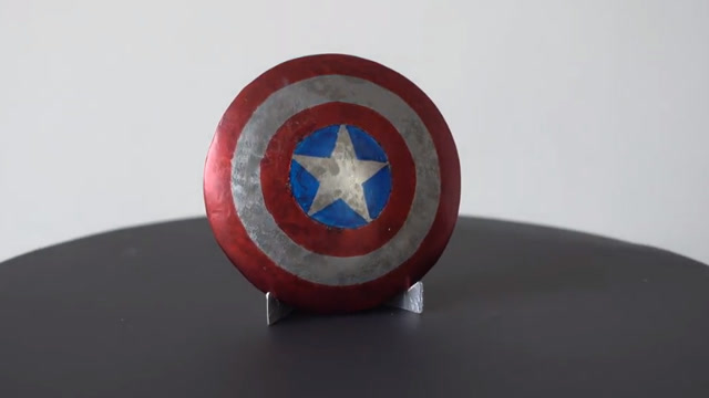 自制迷你版美队盾牌,倒是没有给美队丢脸!网友:我也想要!