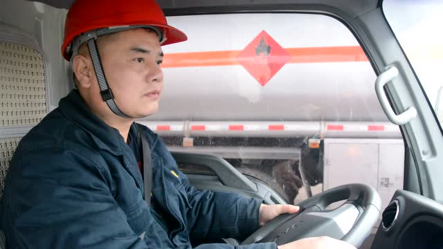 干好工作,撑起一个家--唐洪胜