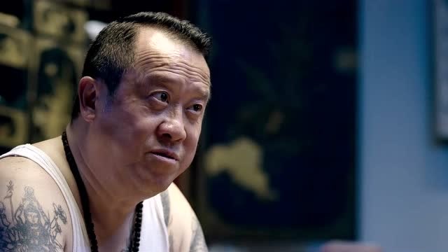 曾志伟要演多少个黑老大,这次还纹身了