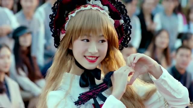 我们的少年时代:唐缇走秀大获成功,心机女孩这下打脸了呀