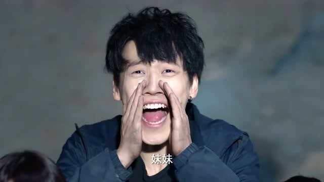 阿部元帅属于天蝎星系,她是诗歌里的主角,是支撑民族精神的钢铁