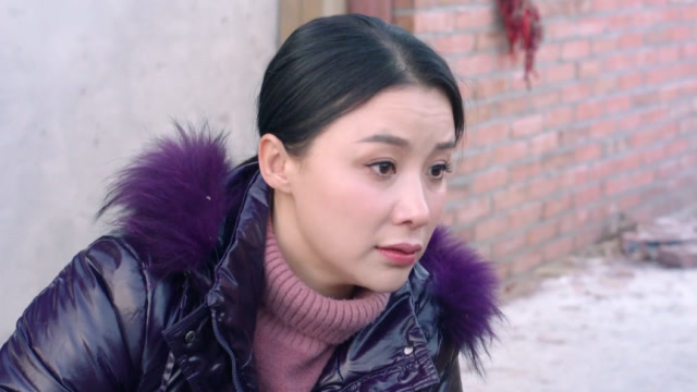 《春暖花又开》田窗花终于还上欠款,丈夫重新追求窗花