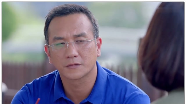 柴海青一直坚守着自己的家,看到沈梅生活的很幸福衷心地为她祝福