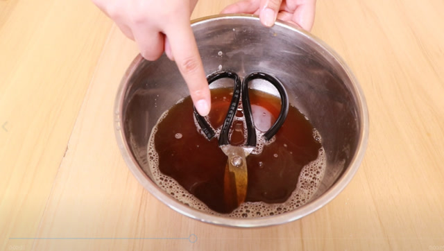 手把手教你自制铁工具除锈剂轻松除锈和新买的一样太厉害了