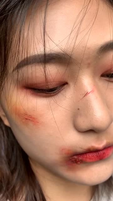 淤青妆容教程,丧系 病态妆容,化完不敢回家系列!