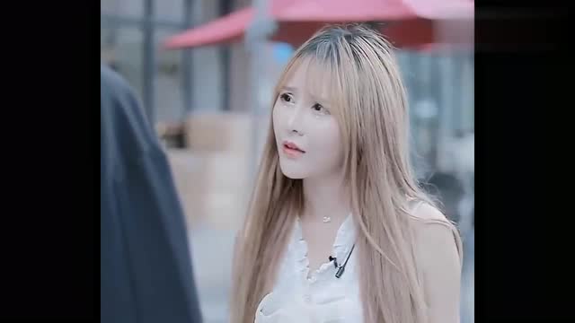 楚楚和程程吵架了,楚楚觉得好委屈,程程的做法太感动了!