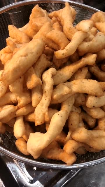 小茴香油馍头做好了,闻起来就特别的香啊!