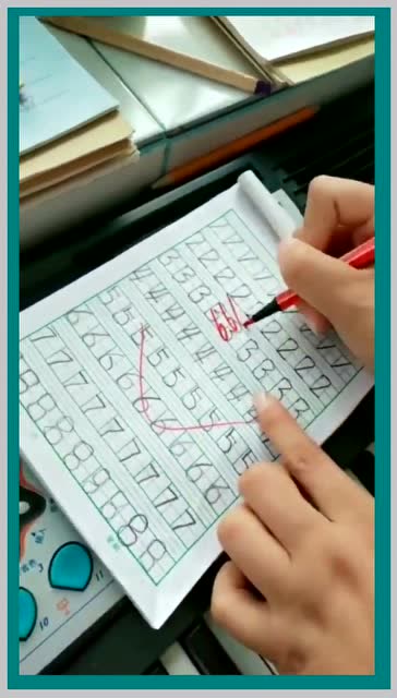 幼儿园老师都是这样批改作业的,接下来一幕,考验画功!