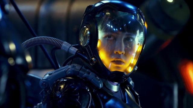 环太平洋:莱利和真子进行心智共感,成功驾驶机甲猎人